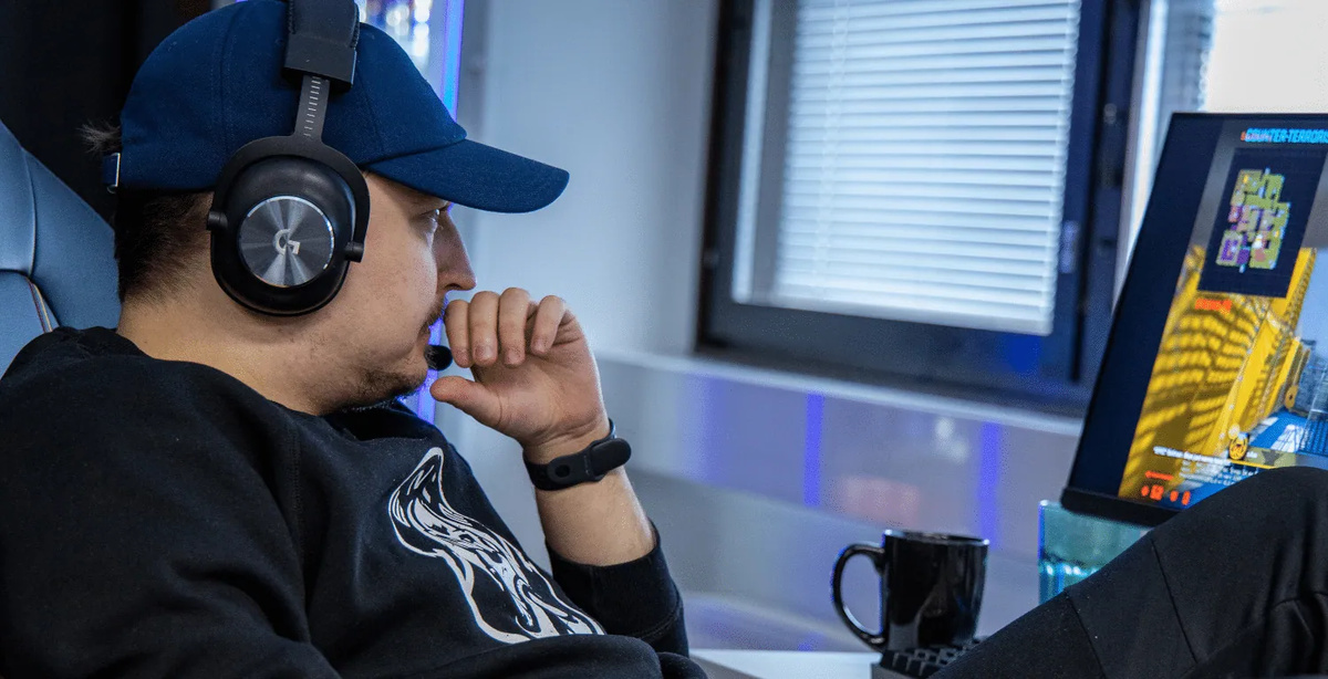 Kansikuva artikkelille: ENCE ULOS FLASHPOINT 3 -KARSINNOISTA