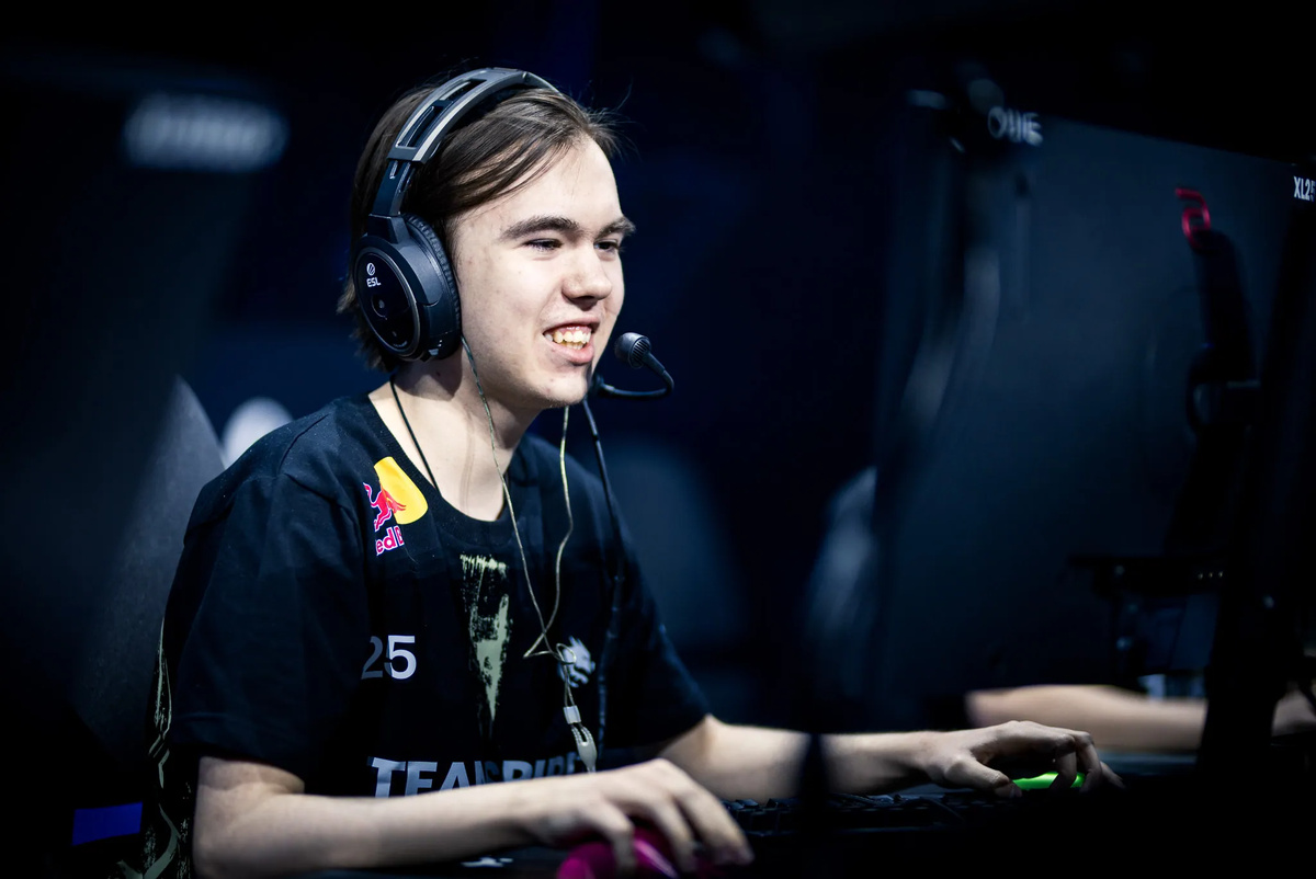 Kansikuva artikkelille: Ennakko: IEM Katowice 2025 huipentuu donkin ja ZywOon kohtaamiseen