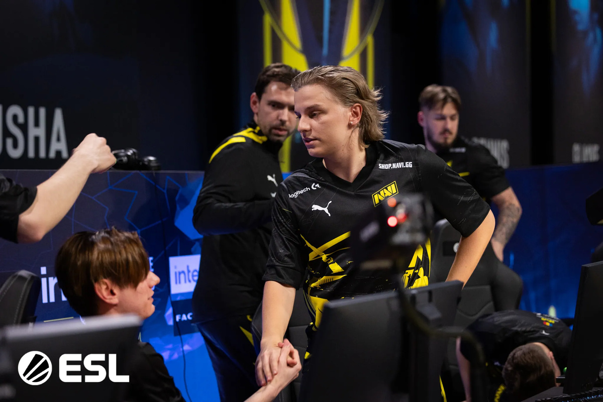 Kansikuva artikkelille: Natus Vincere ja Aleksib menettivät ykköspaikkansa – Suomalaisjoukkueet kaukana ranking-kärjestä