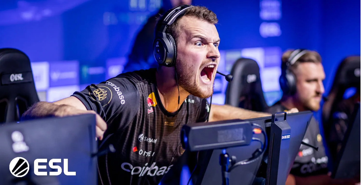 Kansikuva artikkelille: Major-katsaus: Suosikit pitivät pintansa