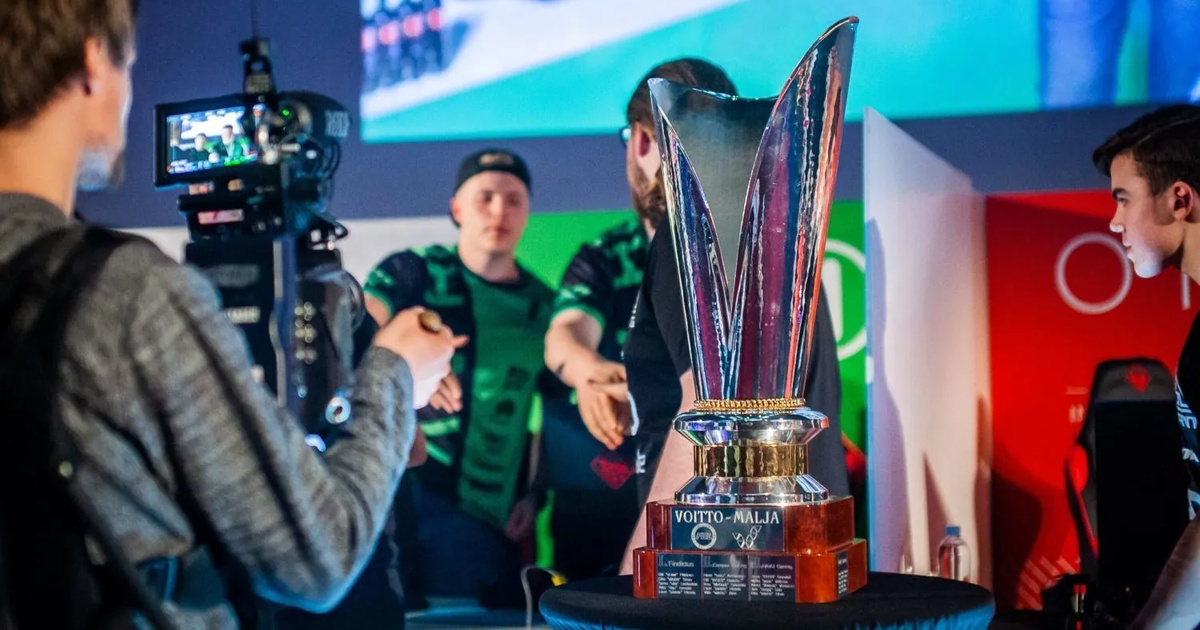 Kansikuva artikkelille: FELin CS:GO-liigan pudotuspelit alkavat – Mikä joukkueista on Suomen kovin?