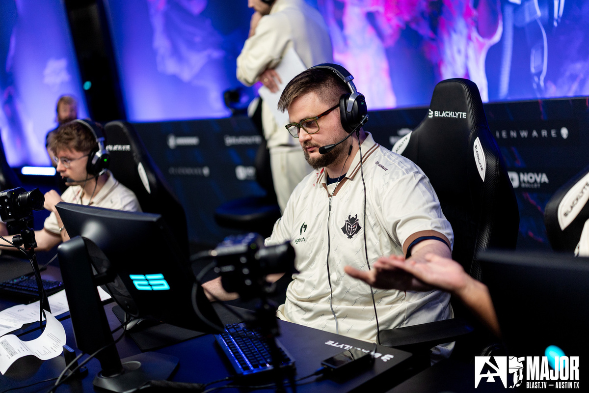 Kansikuva artikkelille: G2:ssa tapahtuu - Hunterista IGL-pelaaja?