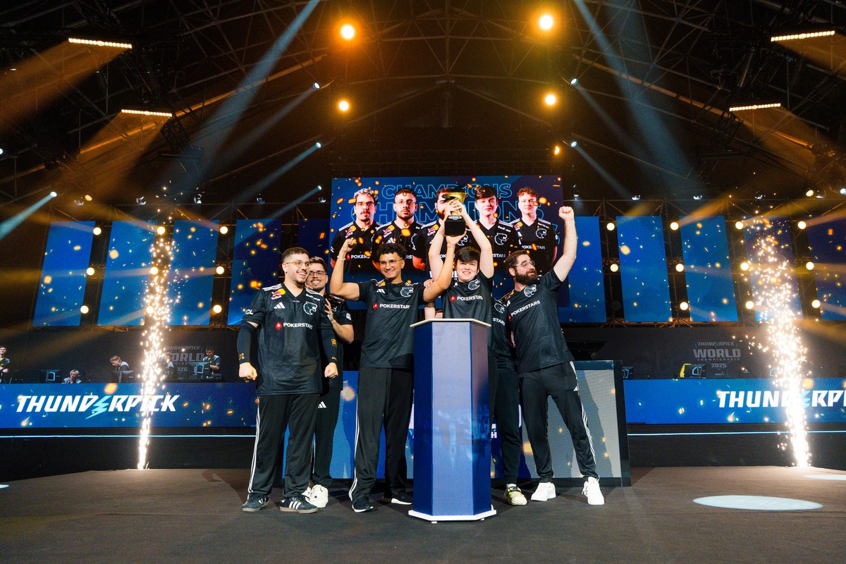 Kansikuva artikkelille: FURIA kuilun partaalta huipputurnauksen mestariksi - Aleksib:n joukoilta karmea sulaminen