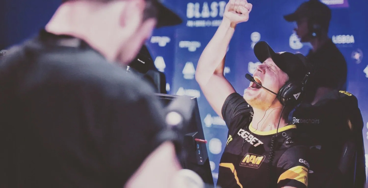 Kansikuva artikkelille: Vuoden 2021 parhaat CS:GO-pelaajat on nyt listattu