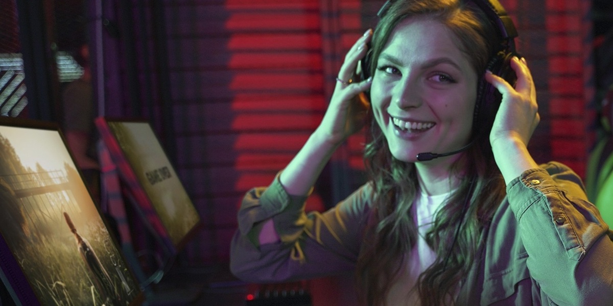 Kansikuva artikkelille: Lähes puolet maailman pelaajista on naisia – uusi raportti murtaa vanhoja käsityksiä pelaamisesta