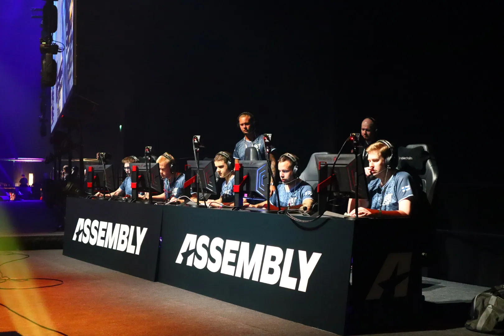 Kansikuva artikkelille: JANO eteni eSM 2024 -turnauksen finaaliin – Suomi CS:n legendat liikaa Heimolle