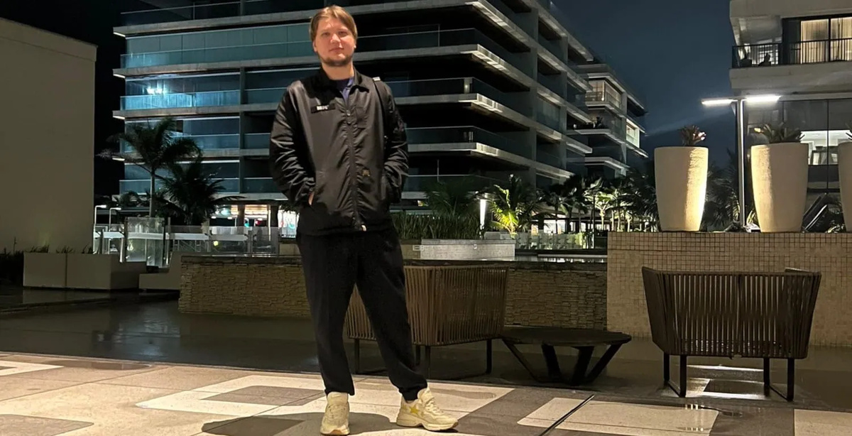 Kansikuva artikkelille: Aleksandr “s1mple” Kostylieville ainutlaatuinen CS:GO-kunnia