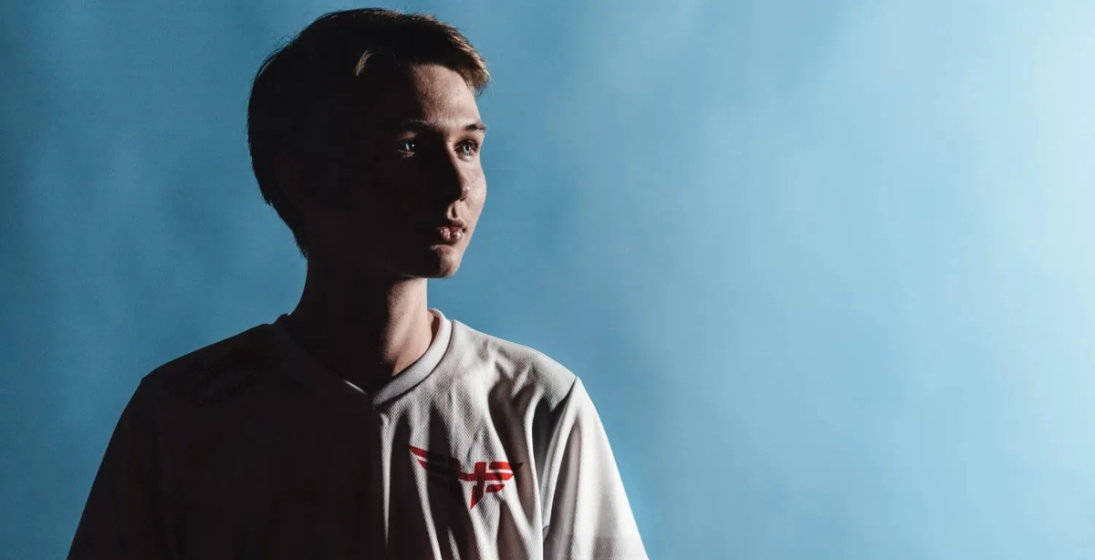 Kansikuva artikkelille: Heroic lopettaa CS:GO-vuotensa ilman tähteään – mielenkiintoinen korvaaja