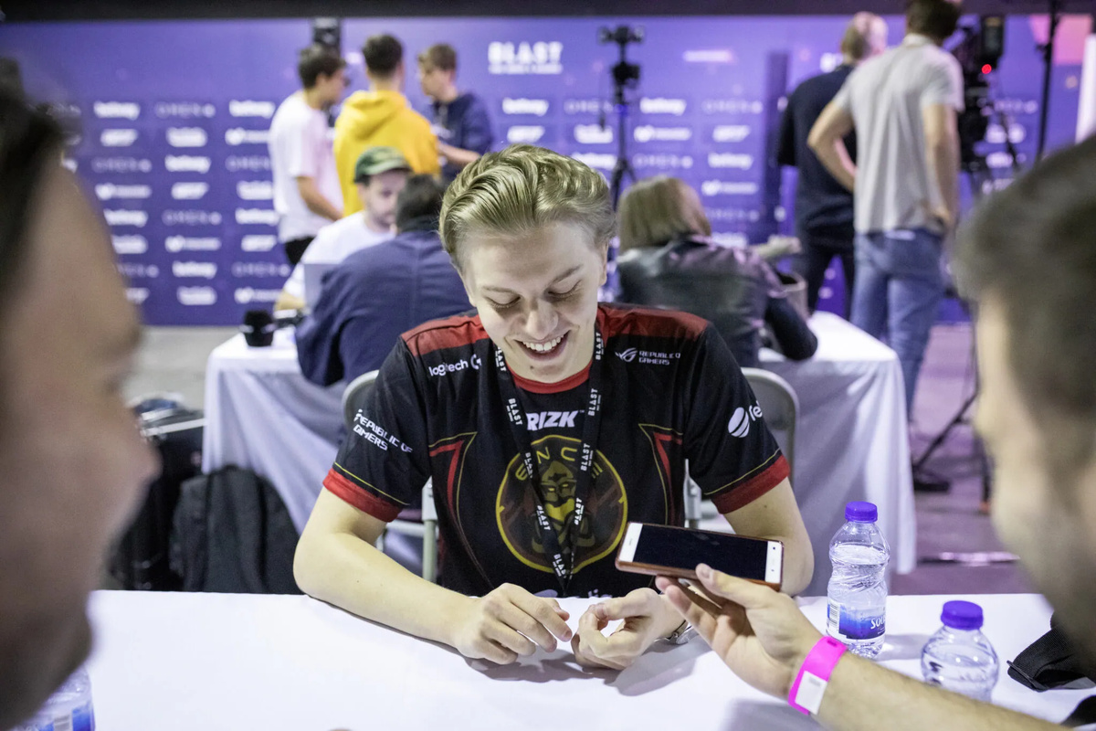 Kansikuva artikkelille: Näin Aleksib voitti vastoinkäymiset ja teki historiaa voittamalla Counter-Striken majorit