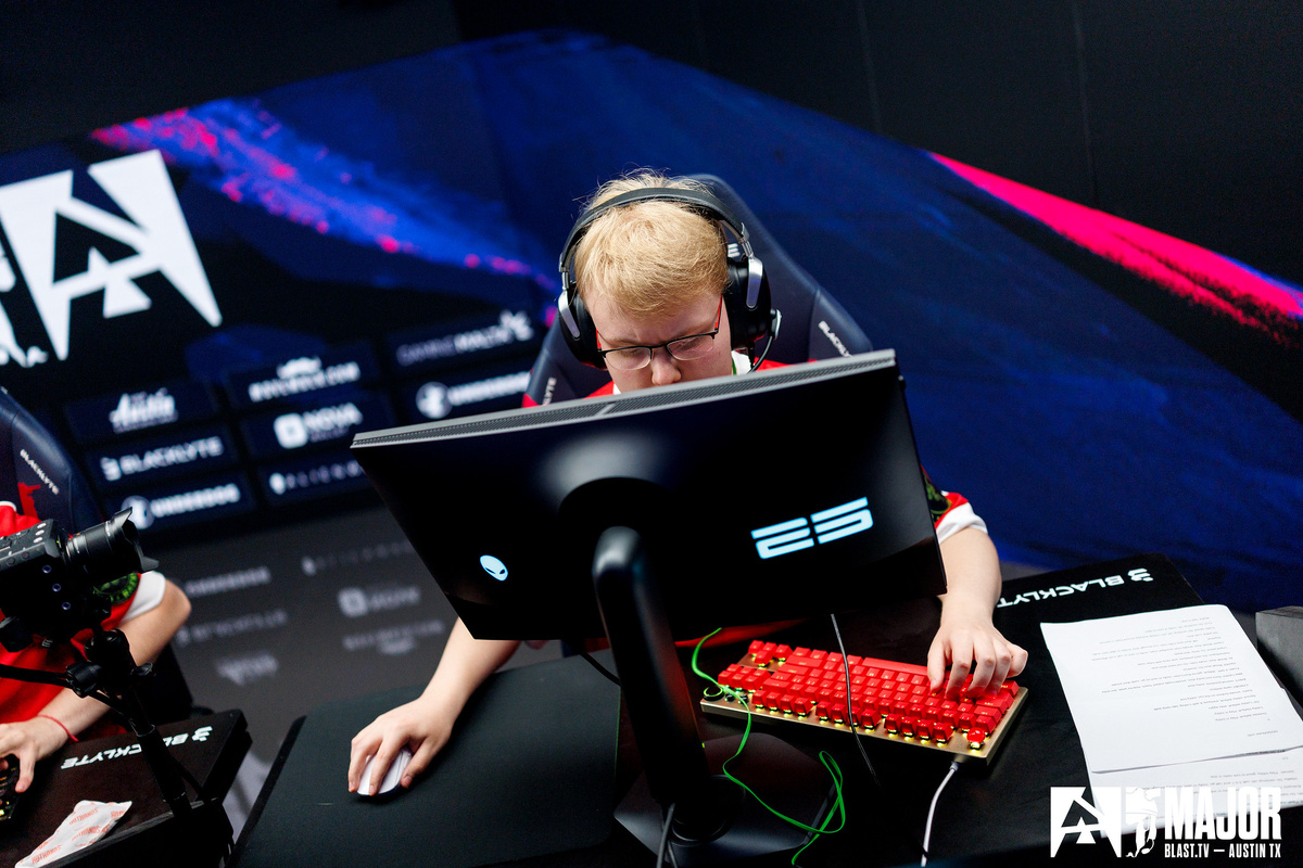 Kansikuva artikkelille: Major-ennakko: Jimpphat haastaa Vitalityn välierissä