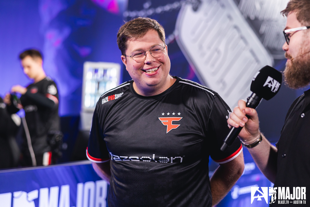 Kansikuva artikkelille: S1mple ylistää karrigania: "Tulemme voittamaan majorit"