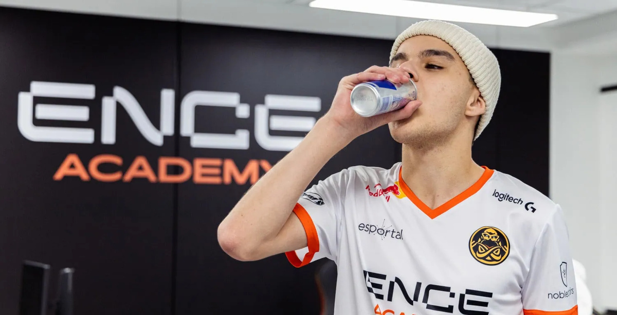 Kansikuva artikkelille: ENCE Academy teki surullista historiaa Akatemialiigassa