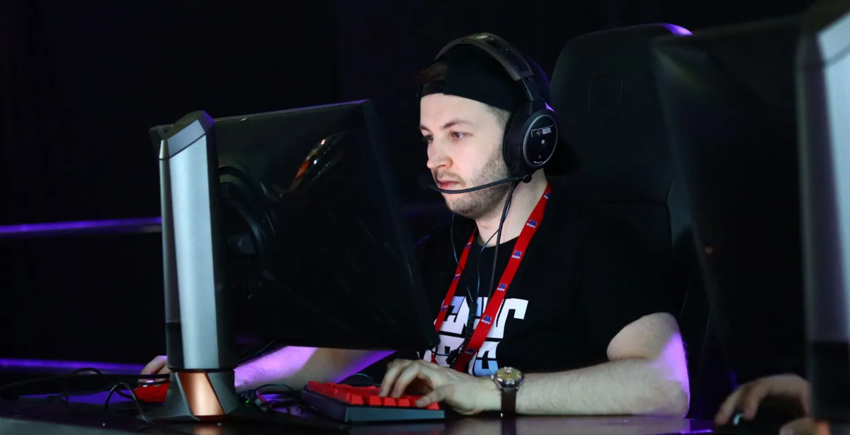 Kansikuva artikkelille: Suomalainen Lasse “ZOREE” Uronen on nyt maailman viidenneksi paras clutchaaja Counter-Strikessa