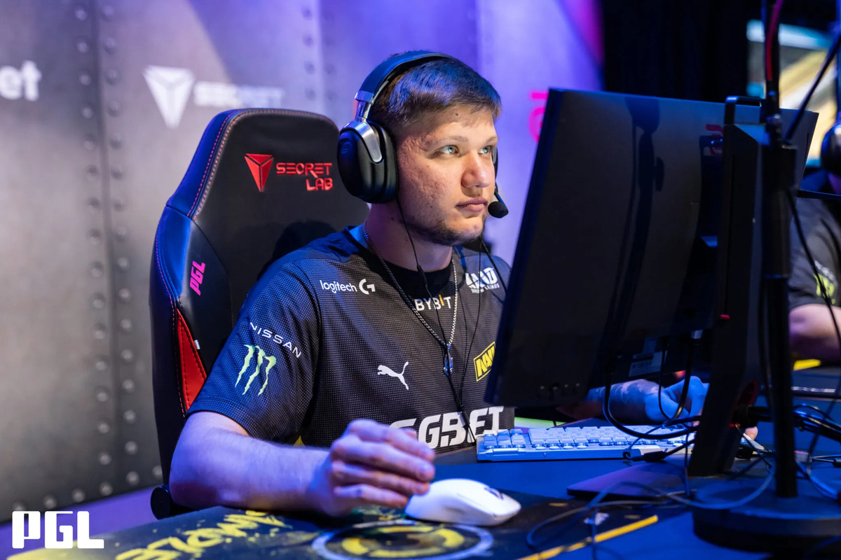 Kansikuva artikkelille: Kapteeni muistelee: S1mple oli hankala joukkuetoveri