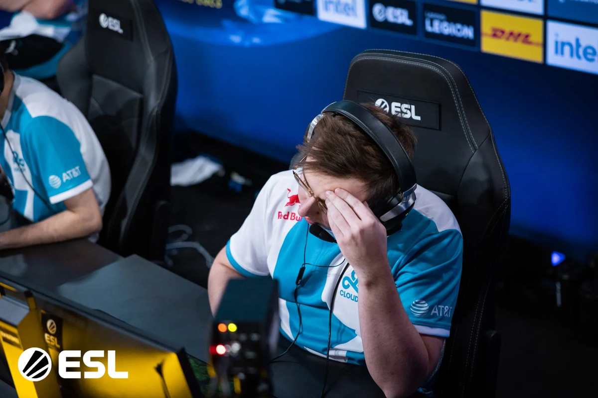 Kansikuva artikkelille: “Ei selityksiä” – Huipputiimi Cloud9 tippui CS-turnauksesta hämmästyttävällä tavalla