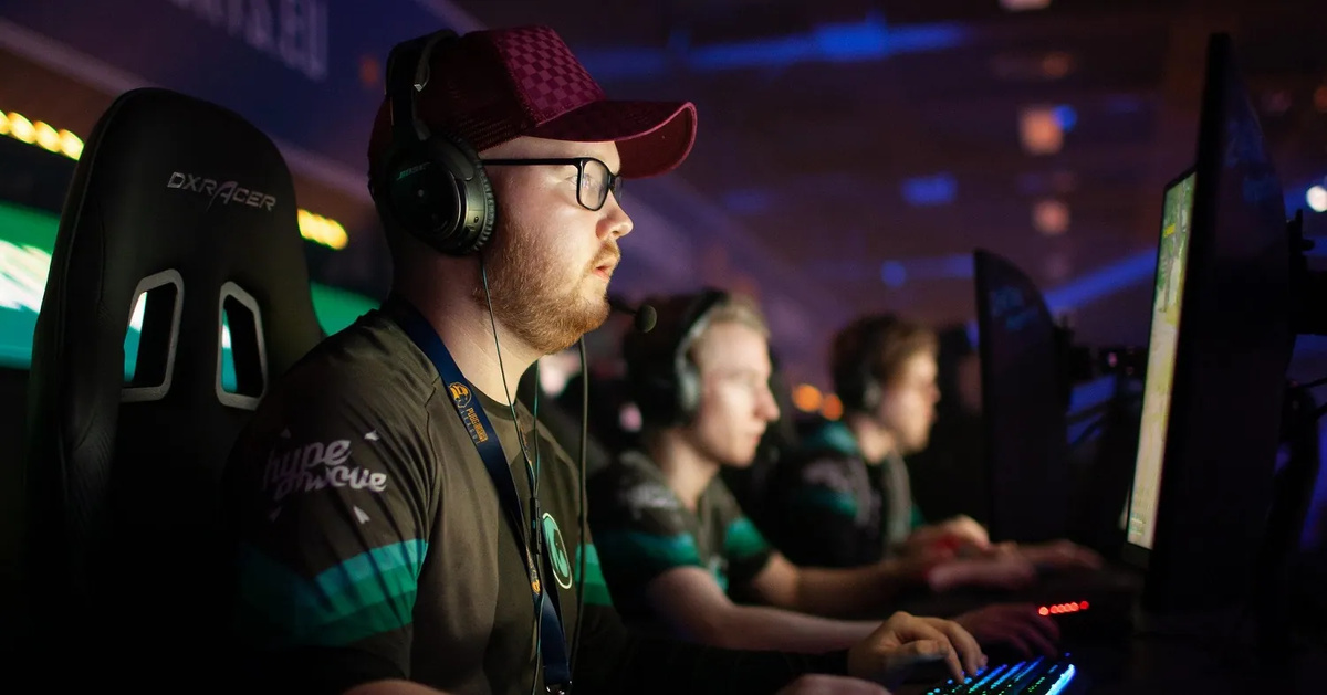 Kansikuva artikkelille: Kahdeksan suomalaista aloittaa MM-taipaleensa ensi yönä – Tässä PUBG-kisojen aikataulut