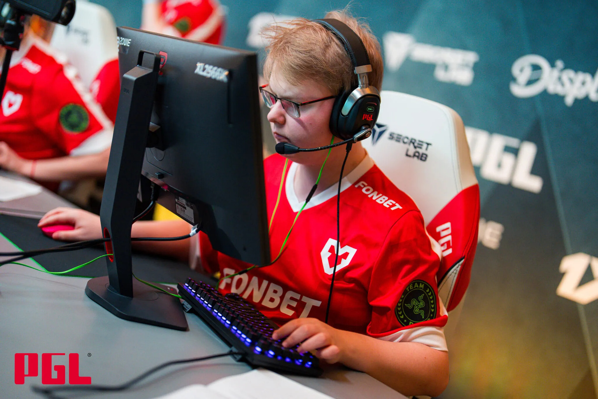 Kansikuva artikkelille: Major-ennakko: Elimination Stage -vaihe käyntiin – Aleksib ja Jimpphat aloittavat major-urakkansa