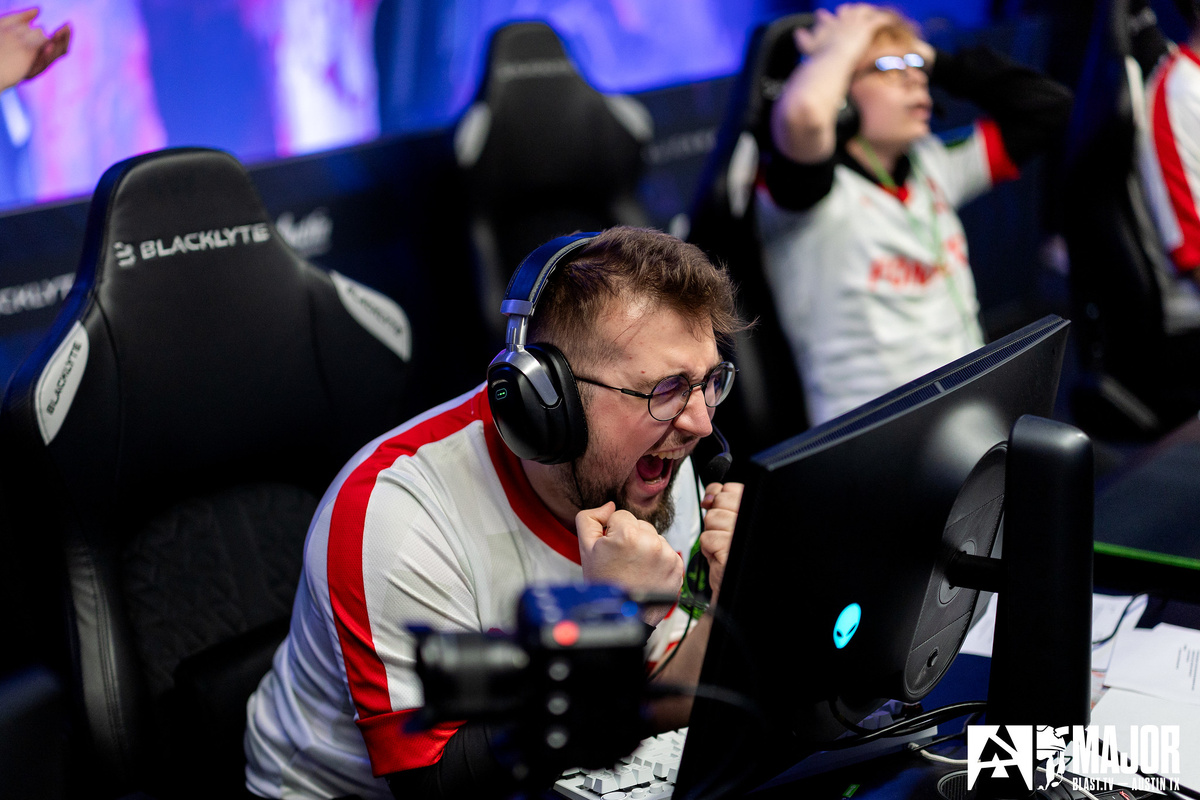 Kansikuva artikkelille: Major-ennakko: Pudotuspelit käyntiin Austinissa - MOUZ haastaa Spiritin