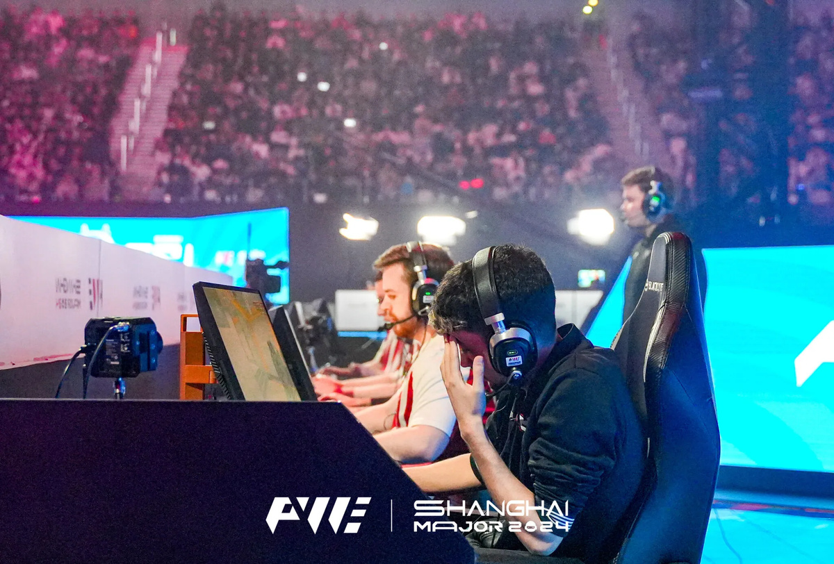 Kansikuva artikkelille: Niin lähellä, mutta silti niin kaukana! – Eetu “sAw” Saha ja Heroic ulkona major-turnauksesta