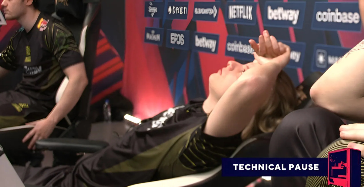 Kansikuva artikkelille: “Shokki” – Aleksi Virolaisen joukkue menetti CS:GO-majoreiden pudotuspelipaikan kauhella tavalla altavastaajalle