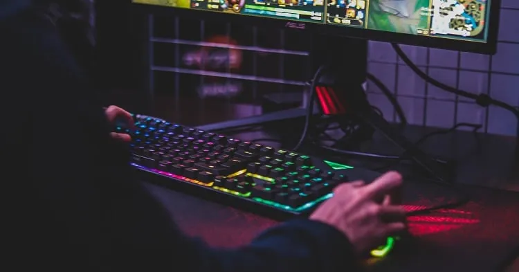 Kansikuva artikkelille: Video: Tältä näyttää maailman parhaan CS:GO-pelaajan hiirityöskentely