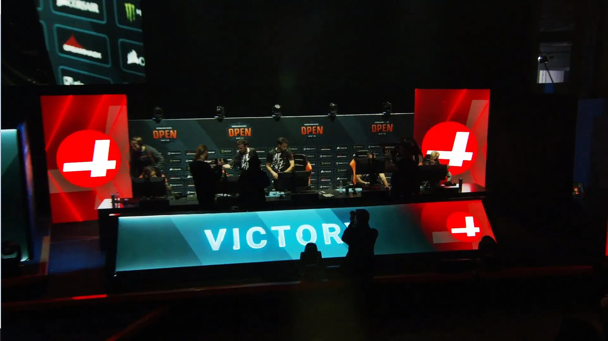 Kansikuva artikkelille: SJ Gamingille tyly loppu DreamHack Winterissä – Otto “OttoNd” Sihvon CR4ZY jatkaa playoffeihin