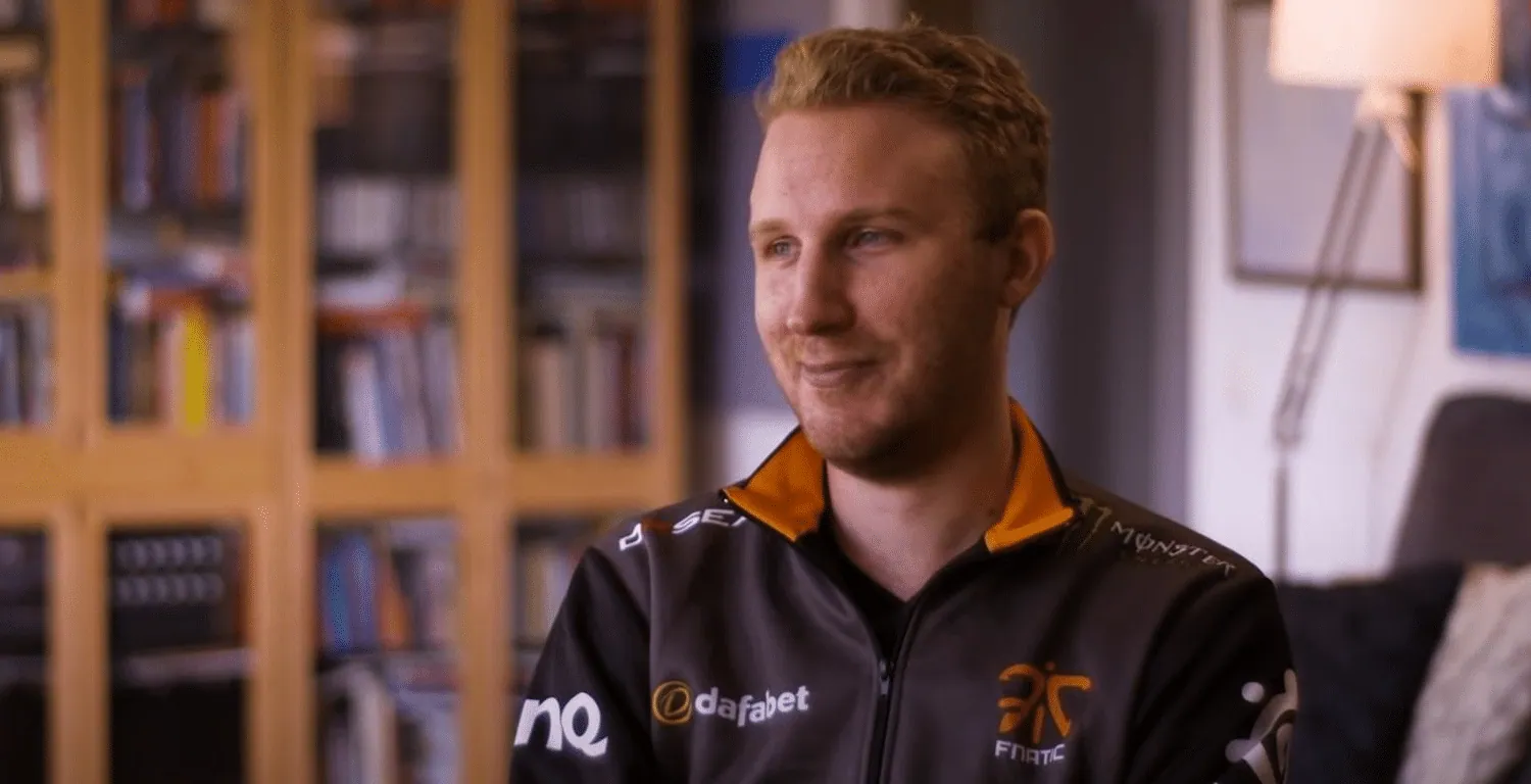Kansikuva artikkelille: “OLOFMEISTER”: “VOISIN PELATA NINJAS IN PYJAMASISSA”