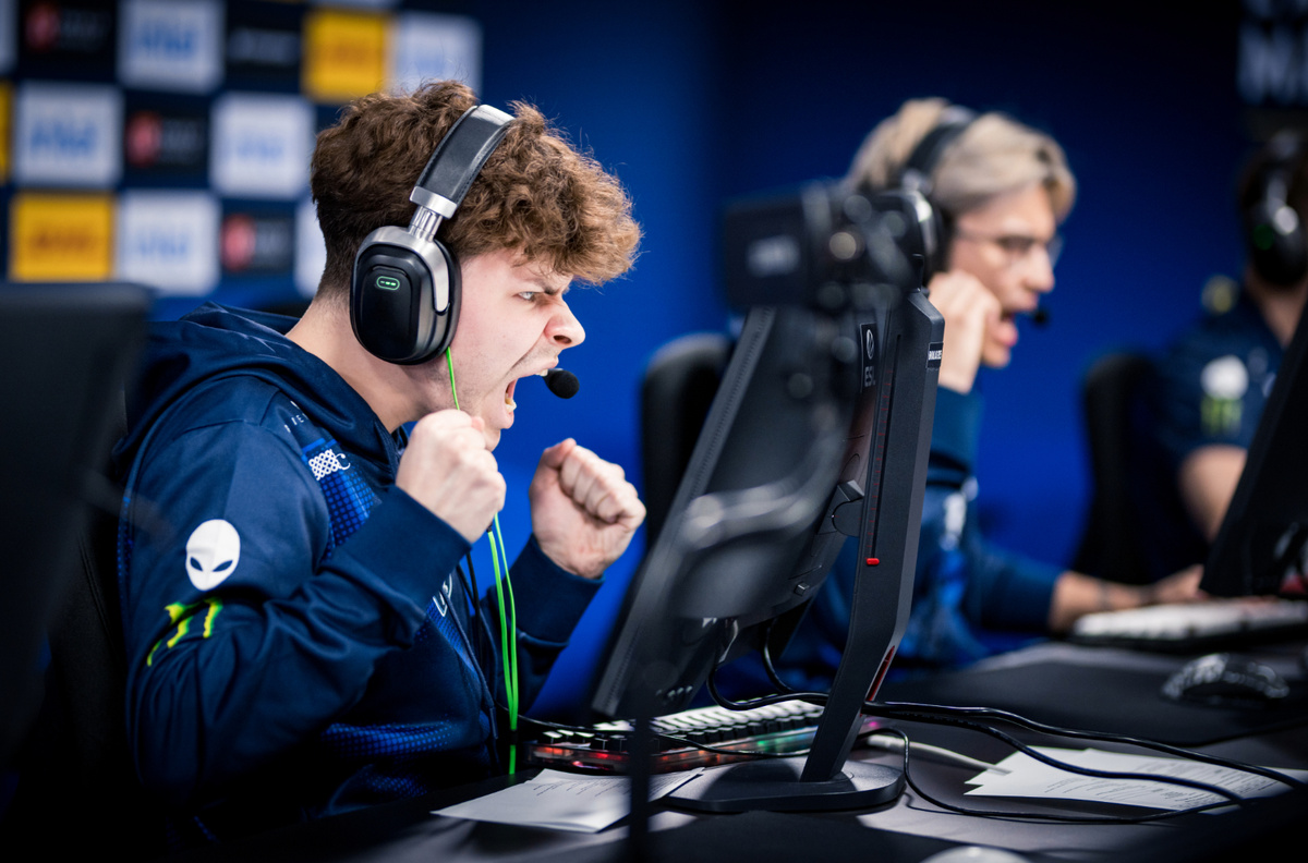 Kansikuva artikkelille: Liquid teki pysyvän sopimuksen Jimpphatin entisen kapteenin kanssa