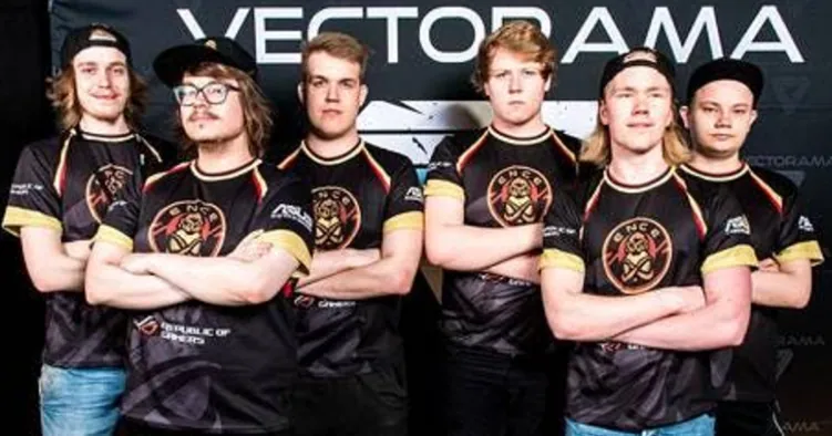 Kansikuva artikkelille: ENCE julkaisi suomalaisvetoisen “unelmatiimin” uudistunut kilpa-Overwatch mielessä – Heti turnaushopealle