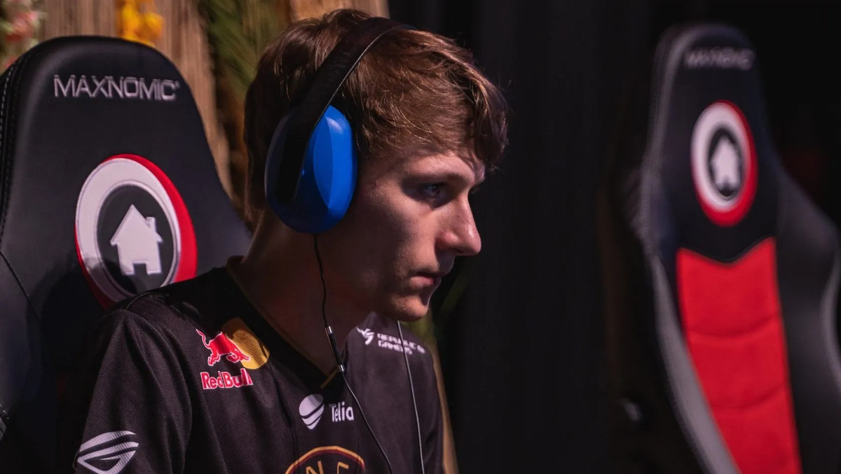 Kansikuva artikkelille: Joona “Serral” Sotala voitti HomeStory Cup -mestaruuden – Palkintopotti tuplaantui yllättäen!