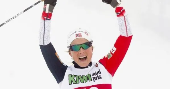 Kansikuva artikkelille: Johaug palasi ladulle – Kerrasta joka kisan suosikiksi