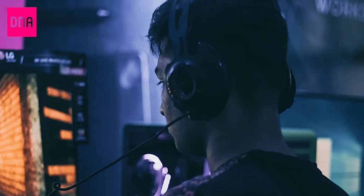 Kansikuva artikkelille: Millaiset kuulokkeet pelaaja tarvitsee?