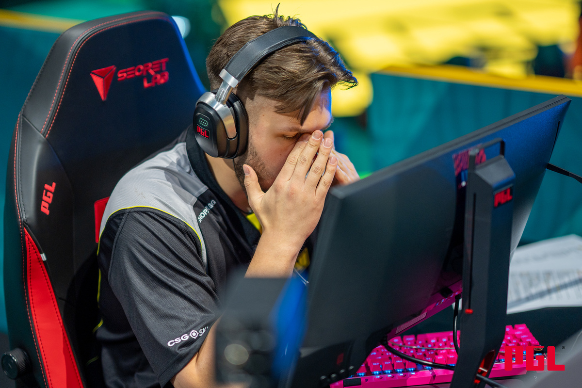 Kansikuva artikkelille: NaVin matka tyssäsi jälleen ennen finaalia - "Toivomme ihmettä"