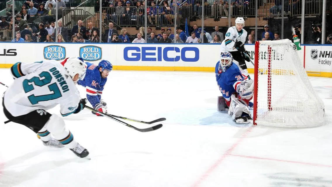 Kansikuva artikkelille: Torstain tusinan ottelun NHL-kierros suosi suomalaisia