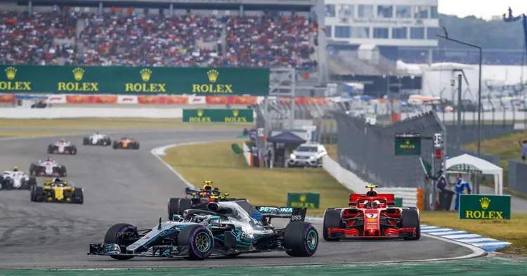 Kansikuva artikkelille: Viikonloppuna ajetaan Saksassa – Peseekö Vettel kasvonsa?