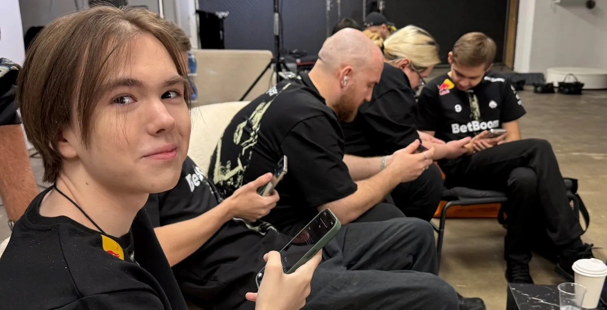 Kansikuva artikkelille: donk paljasti salaisuuden uskomattoman Counter-Strike-vuotensa takana