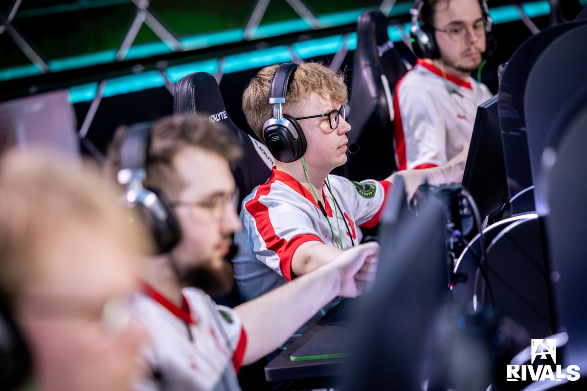 Kansikuva artikkelille: BLAST-ennakko: Tästä eivät välierät enää paremmaksi muutu - Rankingin neljä parasta joukkuetta kehissä