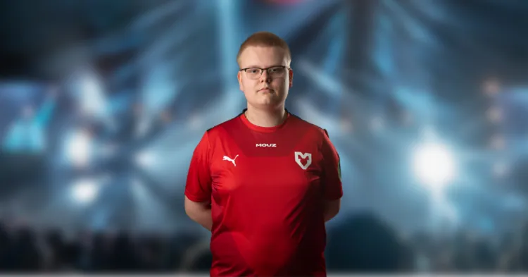Kansikuva artikkelille: Uudistunut fnatic vielä liikaa Jimi “Jimpphat” Salon MOUZ NXT:lle – Pudotuspelipaikka silti varma