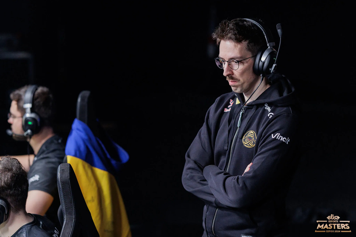 Kansikuva artikkelille: ENCE:n CS-valmentaja: “Halusin joukkueeseen nimenomaan nuoria, kokemattomia ja nälkäisiä pelaajia”