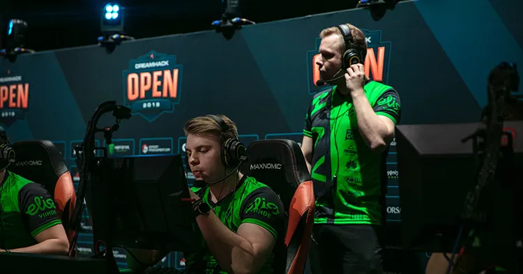 Kansikuva artikkelille: Viikonloppuna ratkotaan suomalaisten Dreamhack-paikat – Suorat kutsut jäivät postiin