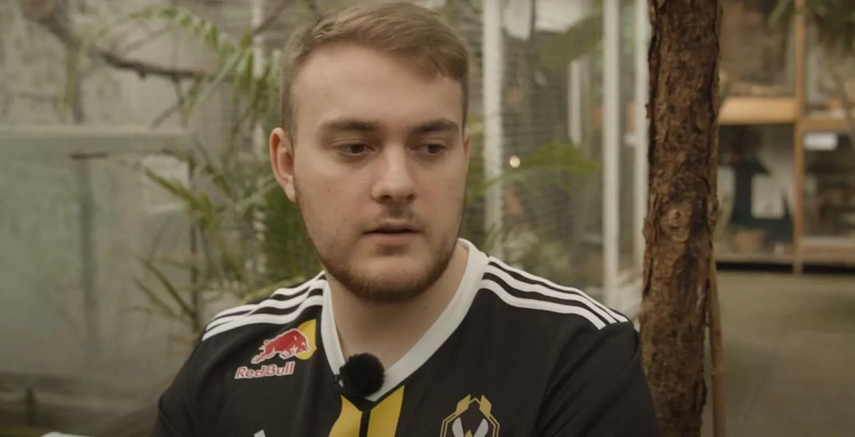 Kansikuva artikkelille: CS:GO-huippukapteeni sivuun terveysongelmien vuoksi